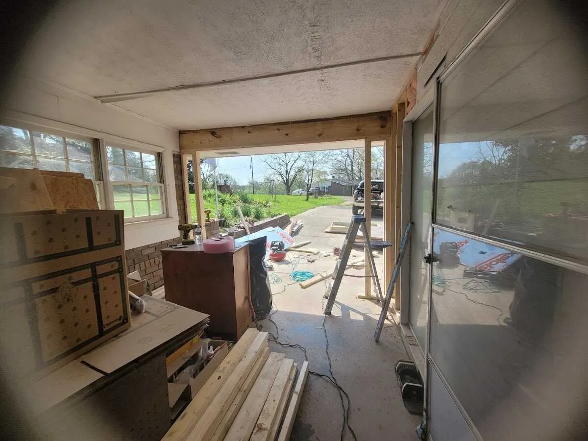 Air movers and dehumidifier for Drying & Dehumidification in Keystone